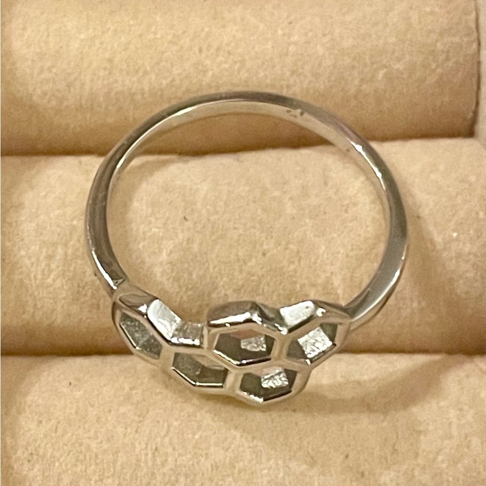 Sterling Silver Honeycomb Pattern Ring - image 4